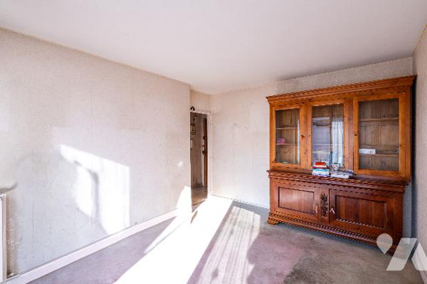 Appartement à rénover succession Brette