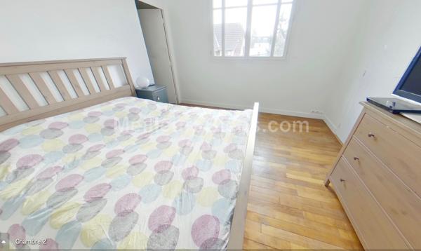 Maison 92 m2-3 chambres-1 bureau-jardin 300 m2