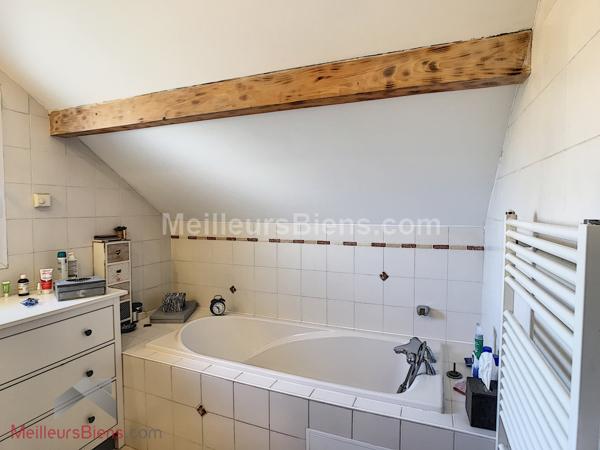  Challes-les-Eaux - Exclusivité - Belle maison au calme avec piscine