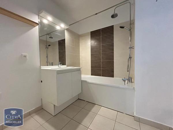 Appartement à louer 3 pièces 66.5m²