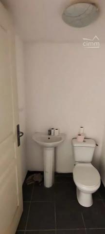 Local commercial de 20 m2 refait à neuf