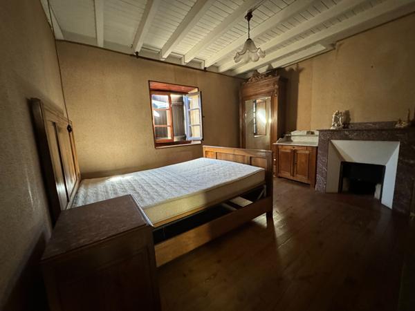 A VENDRE MAISON DE VILLAGE A 20 MIN DE FOIX