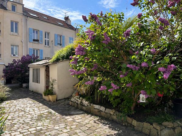 Triplex de 69m² au coeur du Village de Fontenay