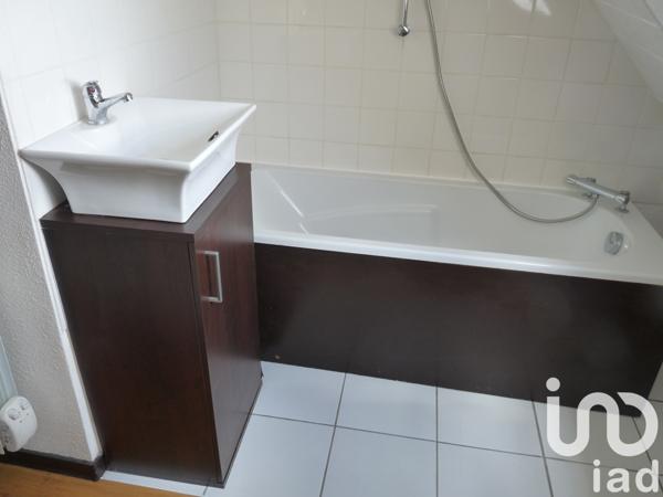 Location appartement 1 pièce 25 m² Dole