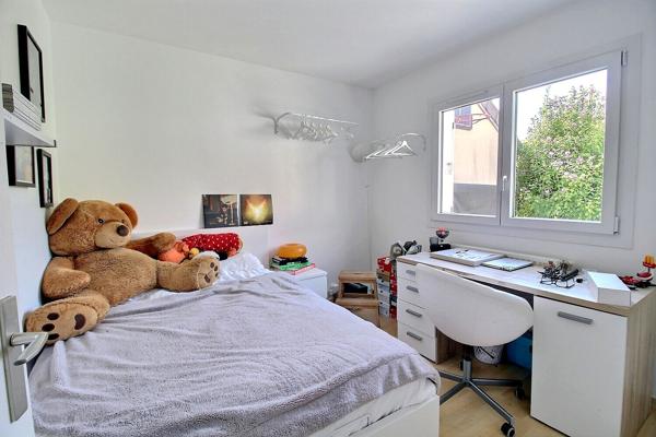 Maison individuelle de 6 pièces 138 m² quartier de la marnière Maurepas