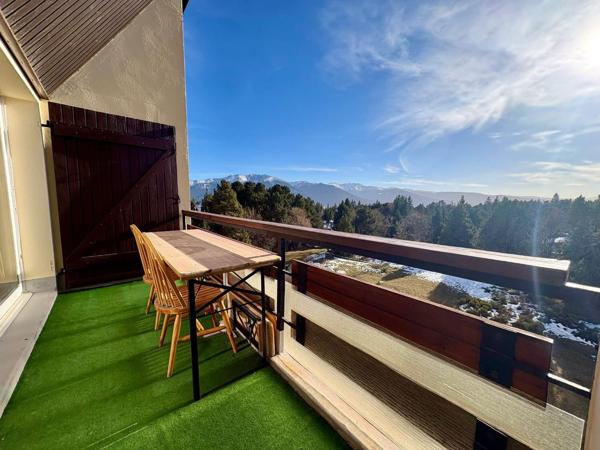 Appartement
         2 pièces
        - 57 m² Exclusivité 175 000 € *