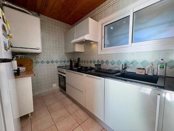 Appartement
         2 pièces
        - 57 m² Exclusivité 175 000 € *