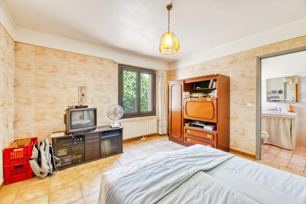 Bonson (06830) Maison familiale 3 chambres – Bonson, terrain piscinable de 1 730 m²