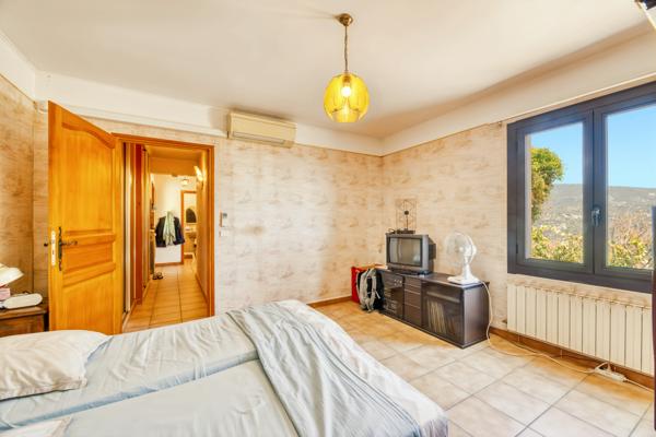 Bonson (06830) Maison familiale 3 chambres – Bonson, terrain piscinable de 1 730 m²