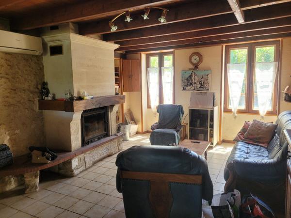 Mitoyenne 1 côté - 8 pièces - 187 m²