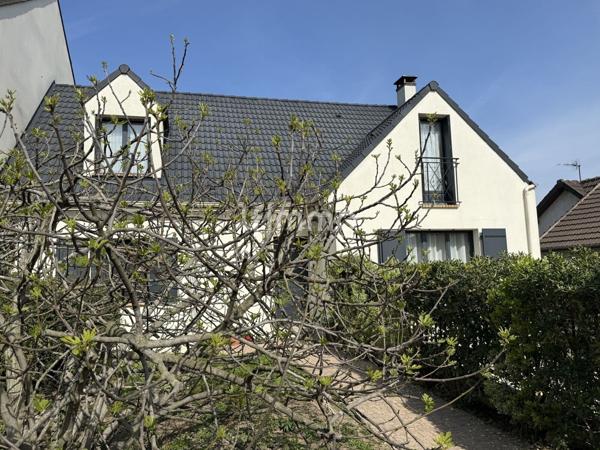 Superbe pavillon sur le haut de Gournay