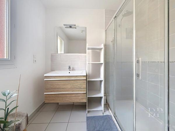 Appartement à vendre 3 pièces de 67,31 m2 GAILLARD (74)