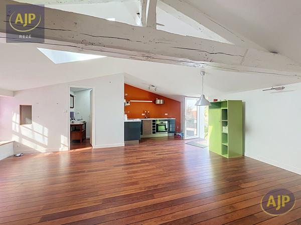Maison à vendre Reze - 6 pièces, 124m² avec 3 chambre(s) à 285 000€ - AJP Immobilier Rezé