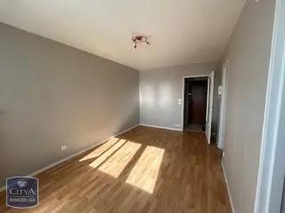 Appartement à vendre 1 pièce 27.02m² Saint-Memmie (51470)