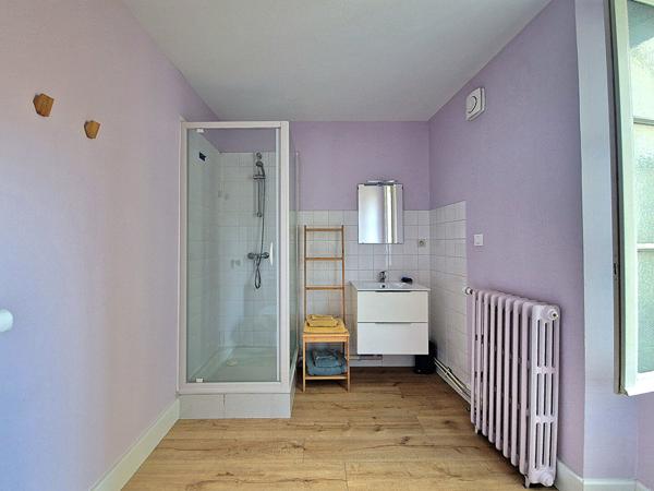 Maison Chateauneuf Sur Sarthe 8 pièce(s) 216 m2