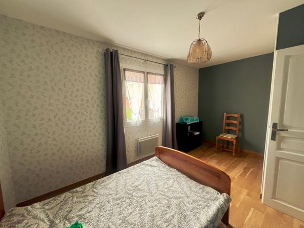 Baisse de prix : Villa Cosy Saint Priest en Jarez d'environ 90 m² habitables sur 525m² de terrain au calme vue dégagée