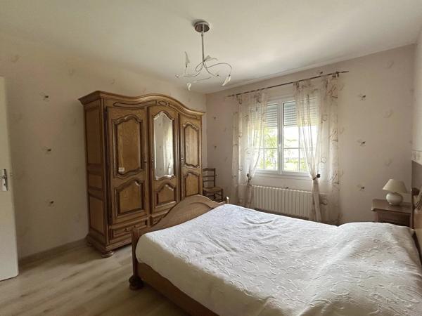 MAISON SUR SOUS-SOL NEUVILLE DE POITOU