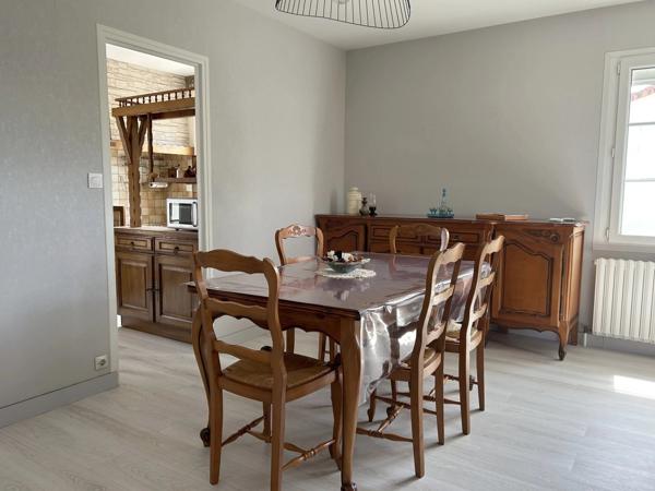 MAISON SUR SOUS-SOL NEUVILLE DE POITOU