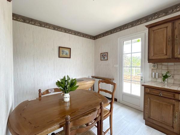 MAISON SUR SOUS-SOL NEUVILLE DE POITOU