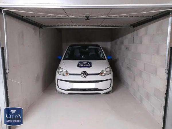 Parking à louer Cholet (49300)