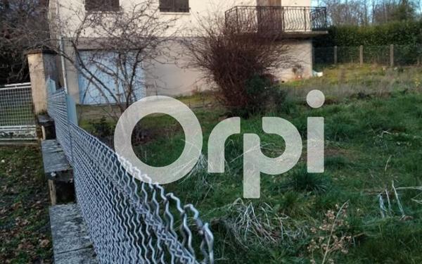 Maison à vendre    2 pièces • 75 m2 Chalmoux