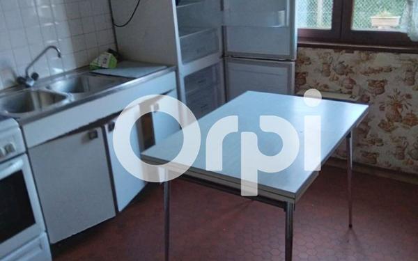 Maison à vendre    2 pièces • 75 m2 Chalmoux