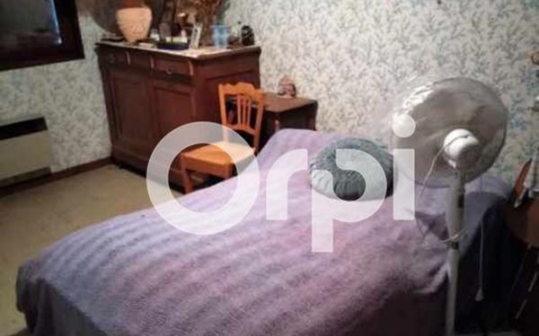 Maison à vendre    2 pièces • 75 m2 Chalmoux