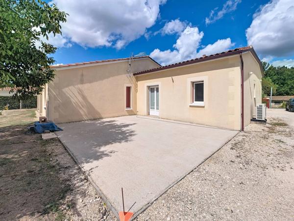 SAINT-PIERRE-D'EYRAUD : Maison 5 pièces de 118 m² avec grand garage et jardin
