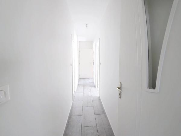 SAINT-PIERRE-D'EYRAUD : Maison 5 pièces de 118 m² avec grand garage et jardin