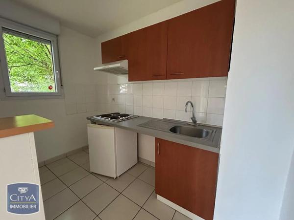 Appartement à louer 3 pièces 56.29m² Caussade (82300)