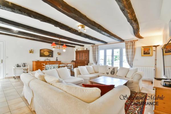Maison en pierres rénovée 5 pièces à Saint Broladre (35) en Baie du Mont Saint Michel
