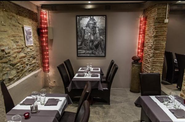 RESTAURANT AVEC TERRASSE EXTERIEURE