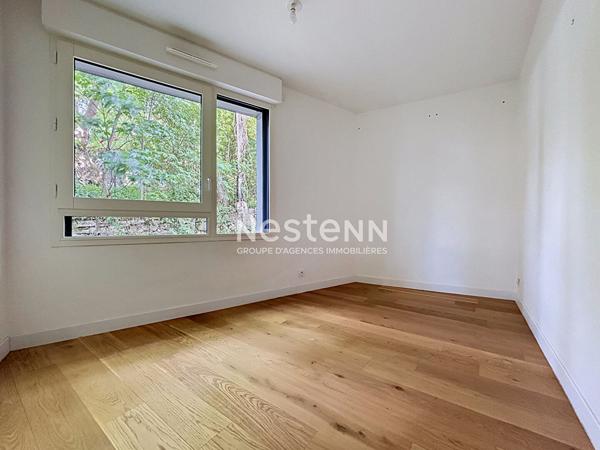 ISSY LES MOULINEAUX - QUARTIER LA FERME - Vente Appartement 3 pièces traversant avec balcon