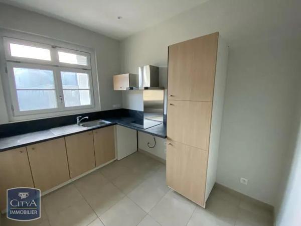 Appartement à louer 3 pièces 73.38m² Tours (37000)