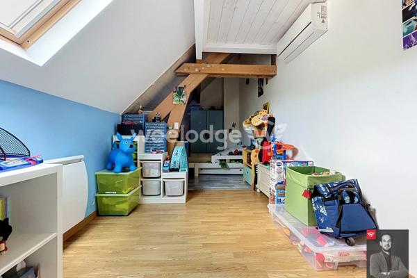 Maison à vendre 7 pièces de 160 m² à Jouy-le-Moutier
