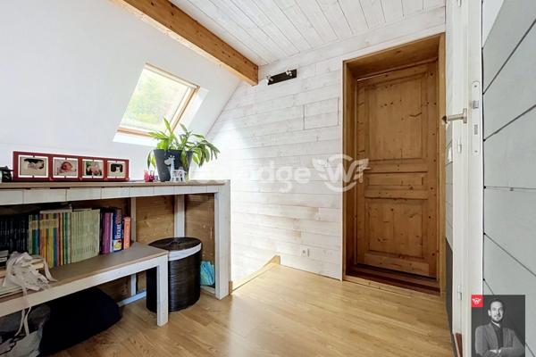 Maison à vendre 7 pièces de 160 m² à Jouy-le-Moutier