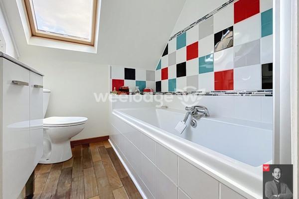 Maison à vendre 7 pièces de 160 m² à Jouy-le-Moutier