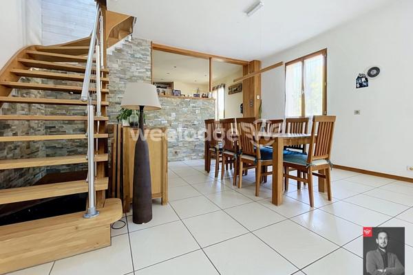 Maison à vendre 7 pièces de 160 m² à Jouy-le-Moutier