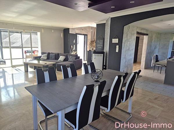 Maison à vendre 7 pièces de 219 m²