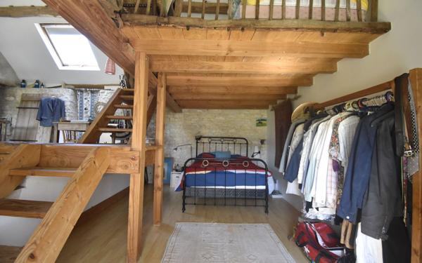 Maison à vendre    5 pièces •  Pougny