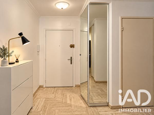 Appartement à vendre 3 pièces 70 m² Mandelieu-la-Napoule