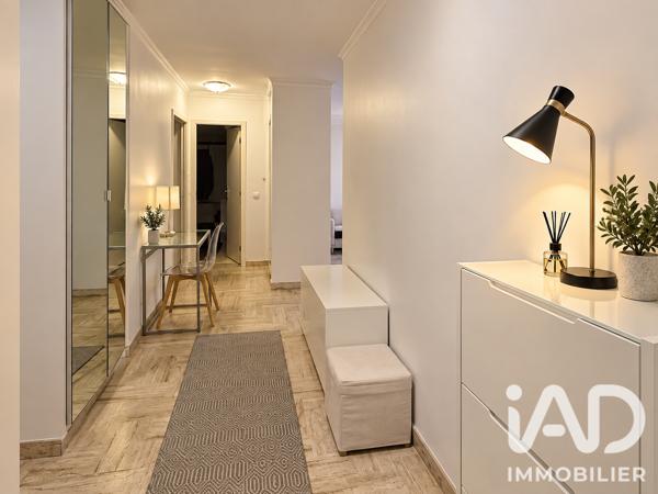 Appartement à vendre 3 pièces 70 m² Mandelieu-la-Napoule