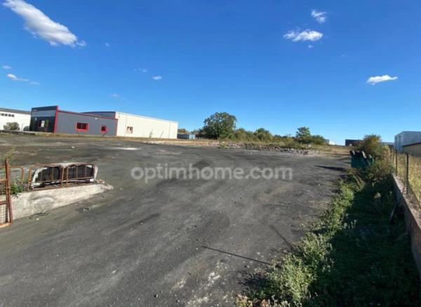 GRAND Terrain constructible ZAC à NIORT 79000
