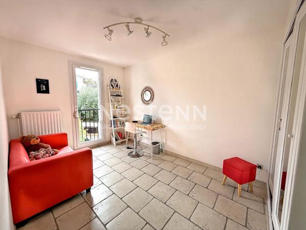 Maison Simiane Collongue 4 pieces 112.49 m2, studio independant, jardin, terrasse, 3 chambres