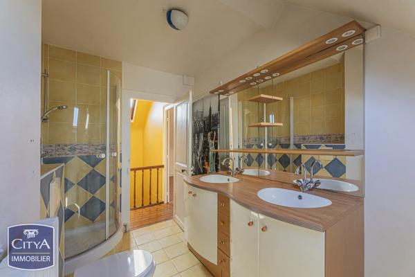 Maison à vendre 5 pièces 133m² Tours (37000)