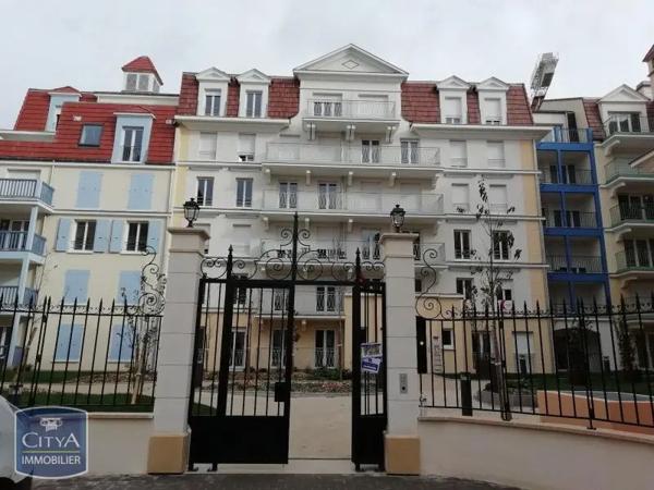 Appartement à louer 2 pièces 39.55m² Le Blanc-Mesnil (93150)