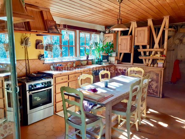 VILLERS SUR TRIE-maison à la campagne proche des commodités