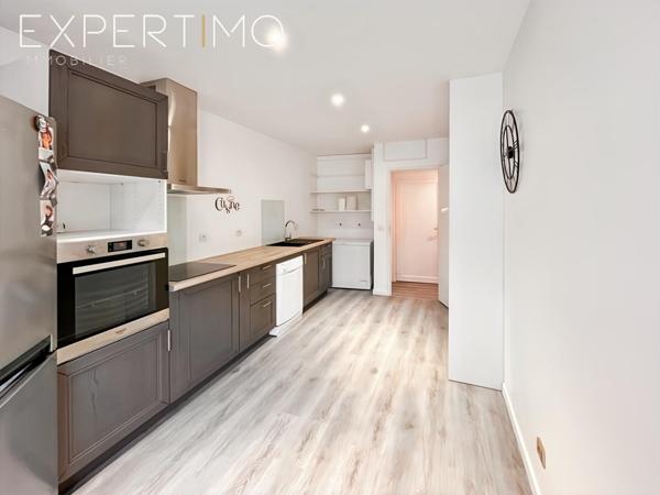 Bruyères-le-Châtel (91680) Centre-ville – Appartement 2 pièces avec jardin privatif