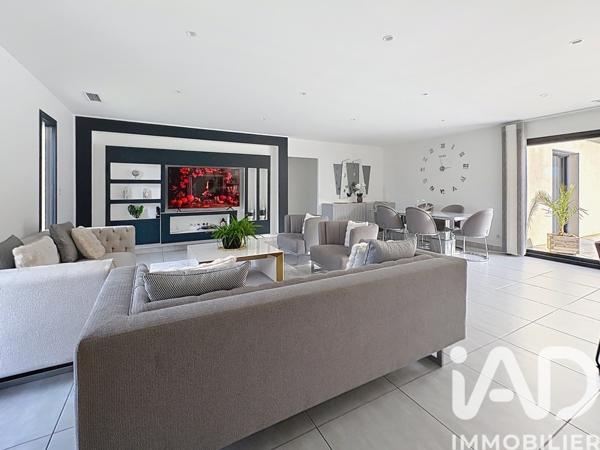 Maison à vendre 5 pièces 145 m² Sallèles-d'Aude