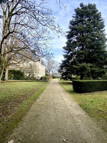 T4 au sein d'un superbe parc de 4 hectares